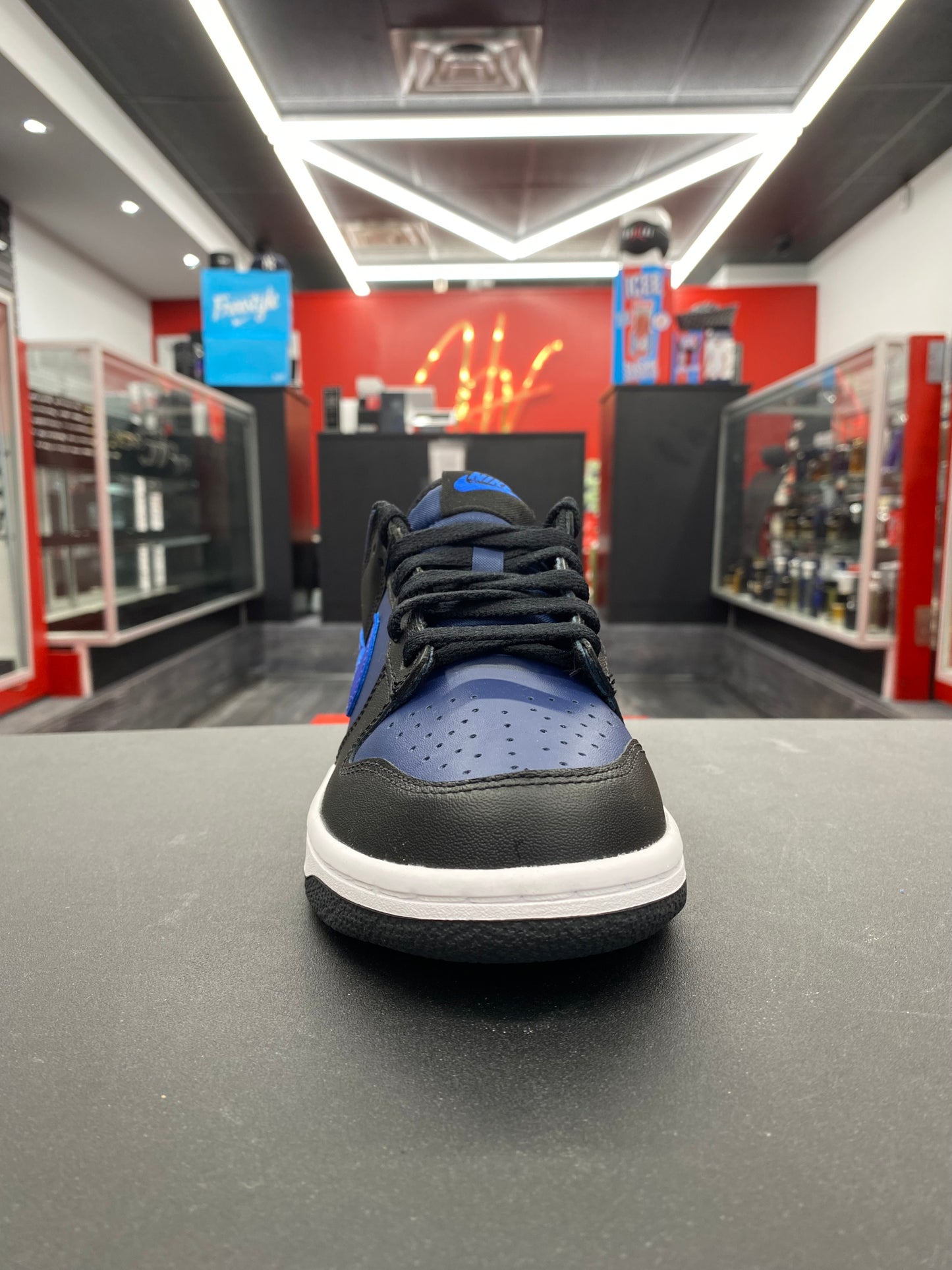 Nike Dunk Low “Midnight Navy” (GS)