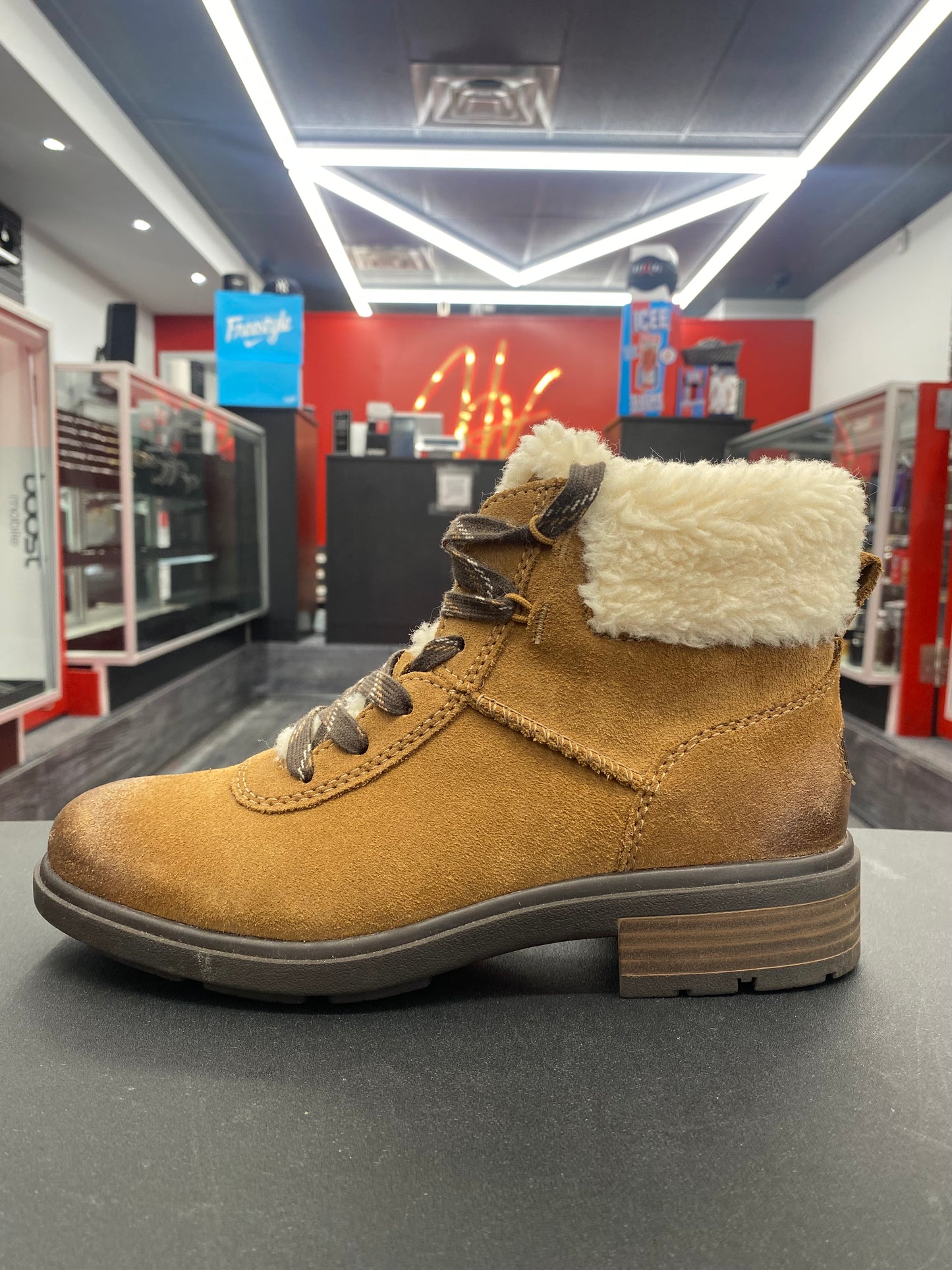 UGG Harrison Cozy Lace “Chestnut” (Women’s)