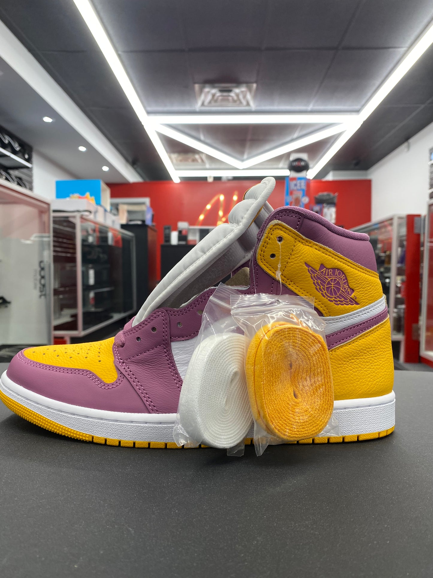 Air Jordan 1 Retro High OG