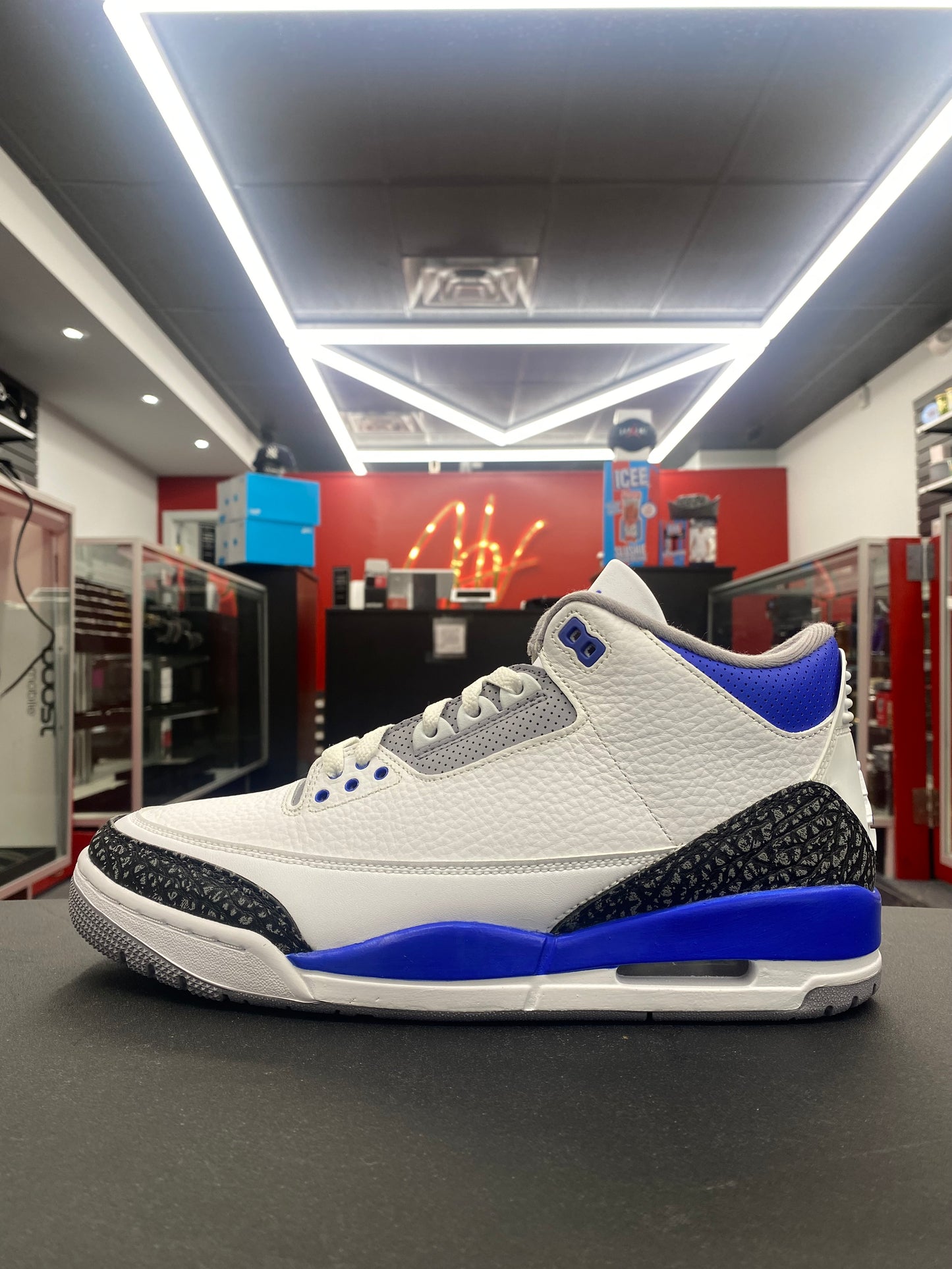 Air Jordan 3 Retro