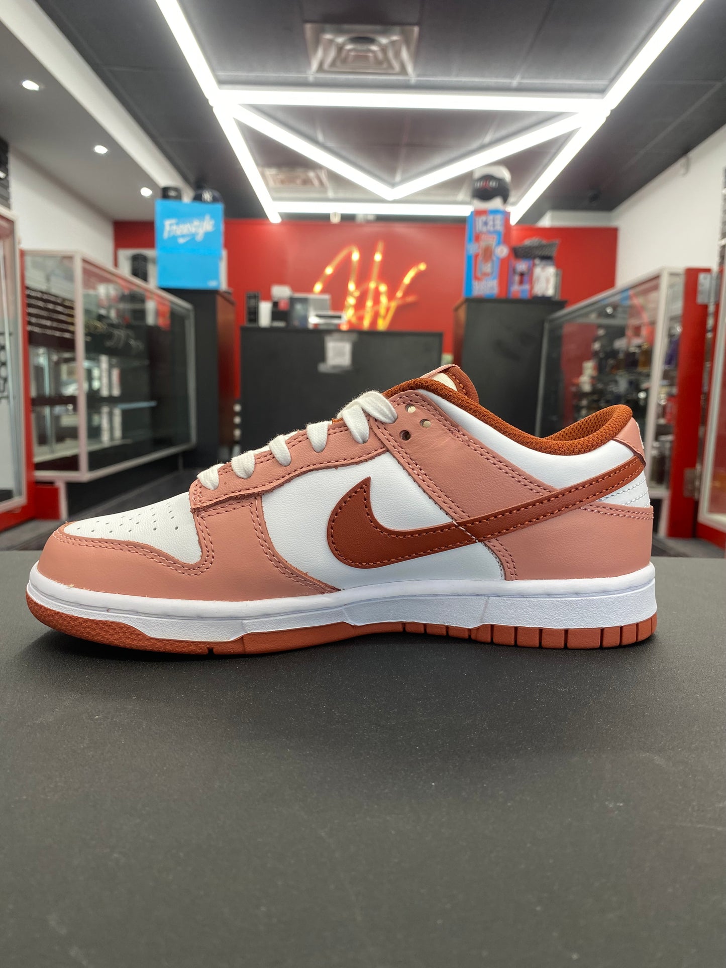 W Nike Dunk Low “Red Stardust”