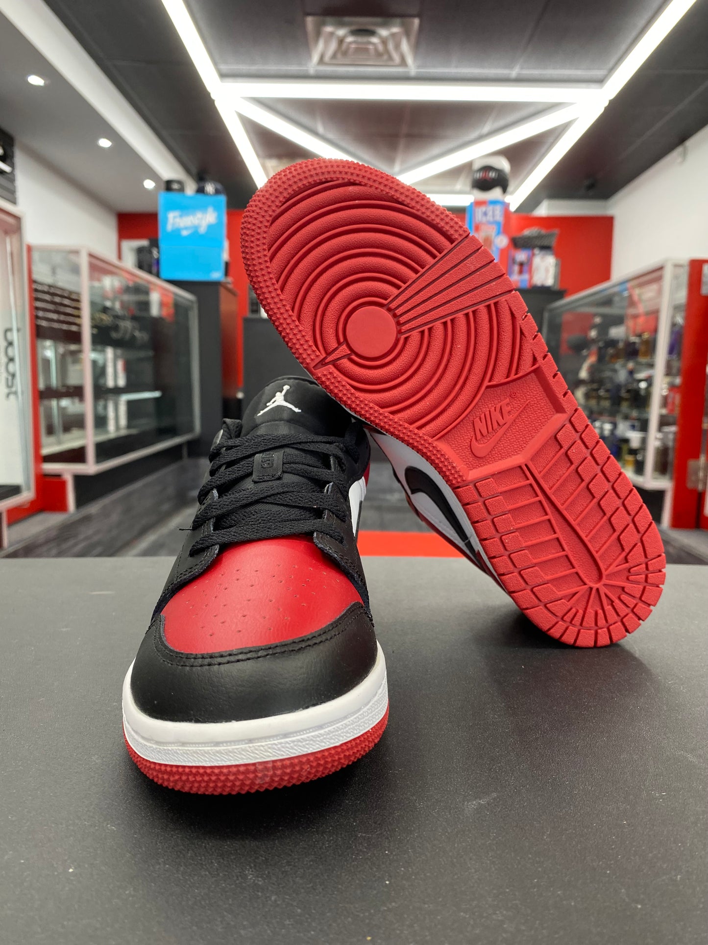 Air Jordan 1 Low “Bred Toe” (GS)