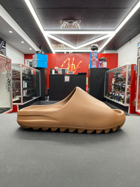 ADIDAS YEEZY SLIDE