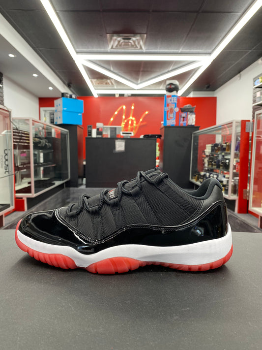 Air Jordan 11 Retro Low