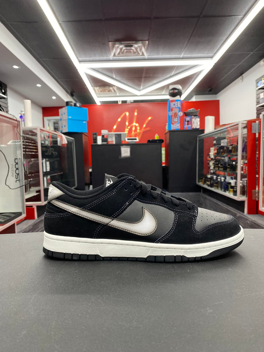 Nike Dunk Low Retro NAS “Airbrush Swoosh Black”