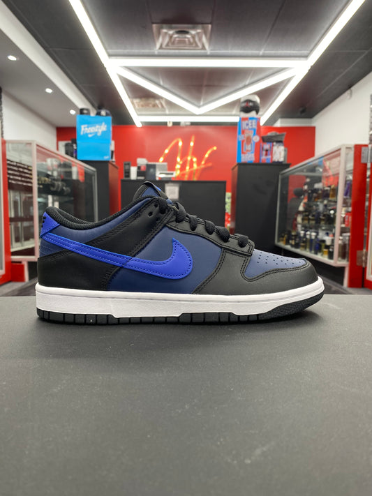 Nike Dunk Low “Midnight Navy” (GS)