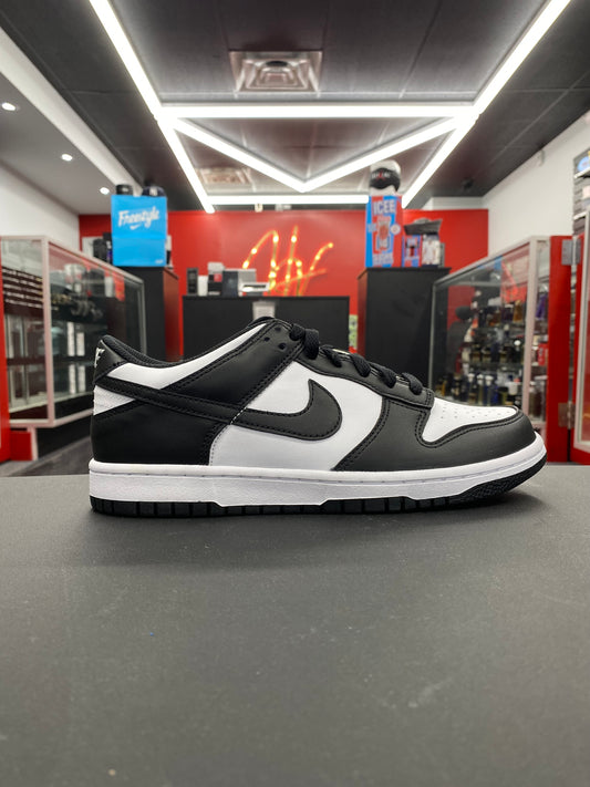 Nike Dunk Low “White Black Panda” (GS)