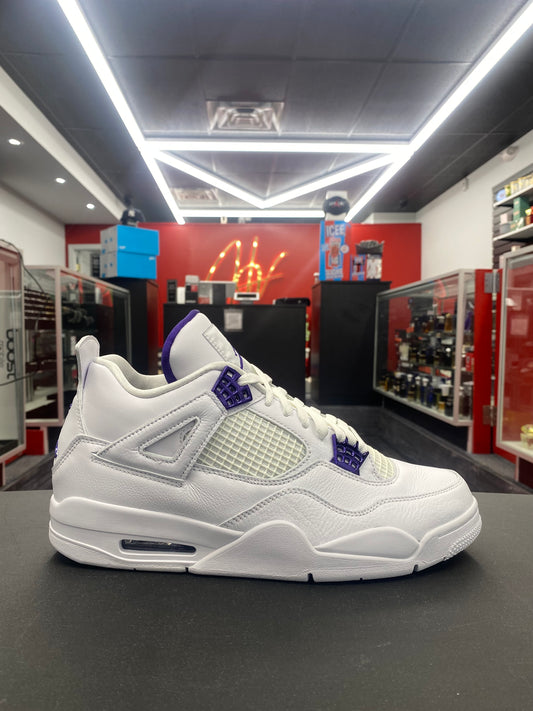 Air Jordan 4 Retro
