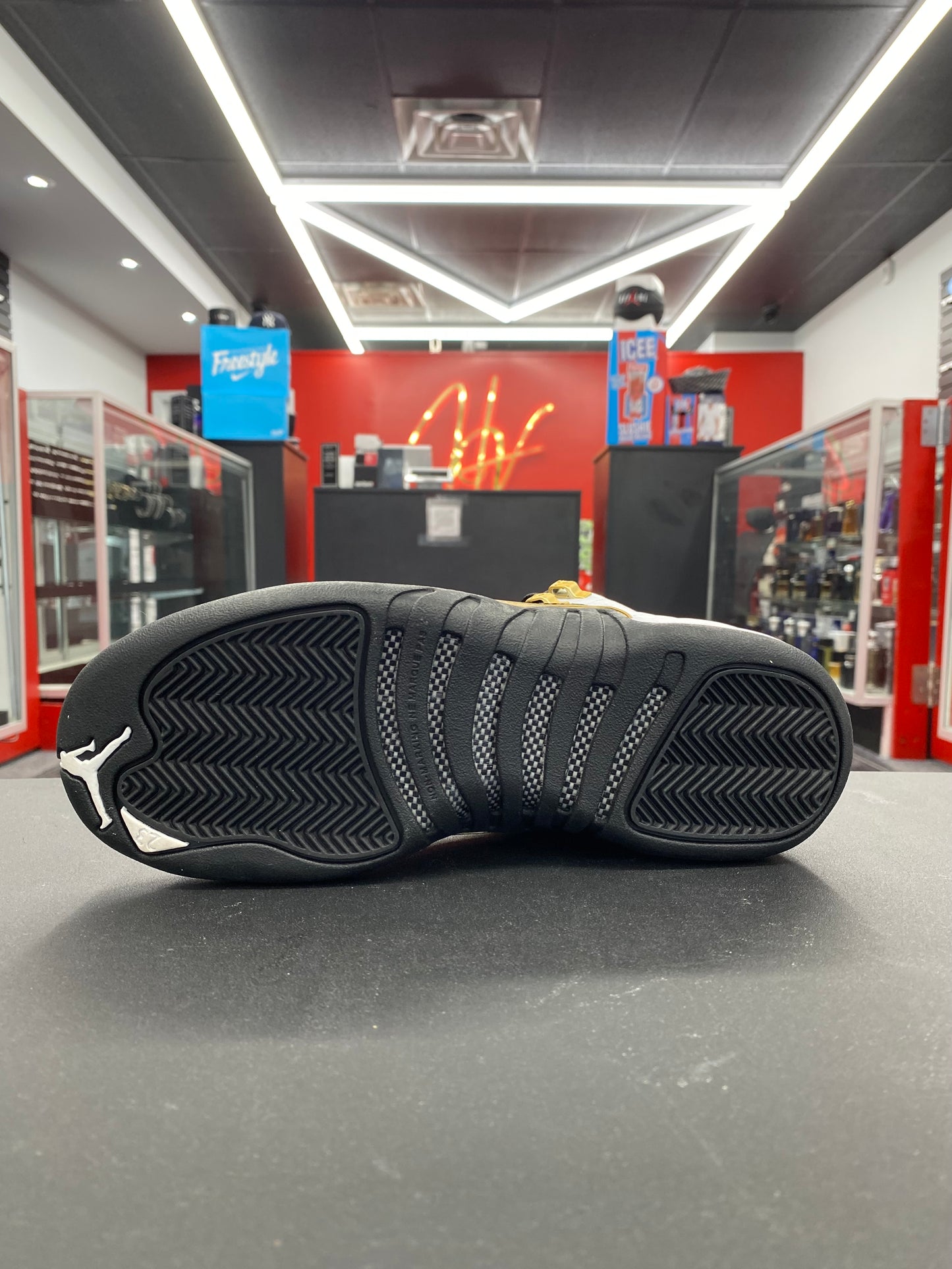 Air Jordan 12 Retro “Royalty Taxi” (GS)