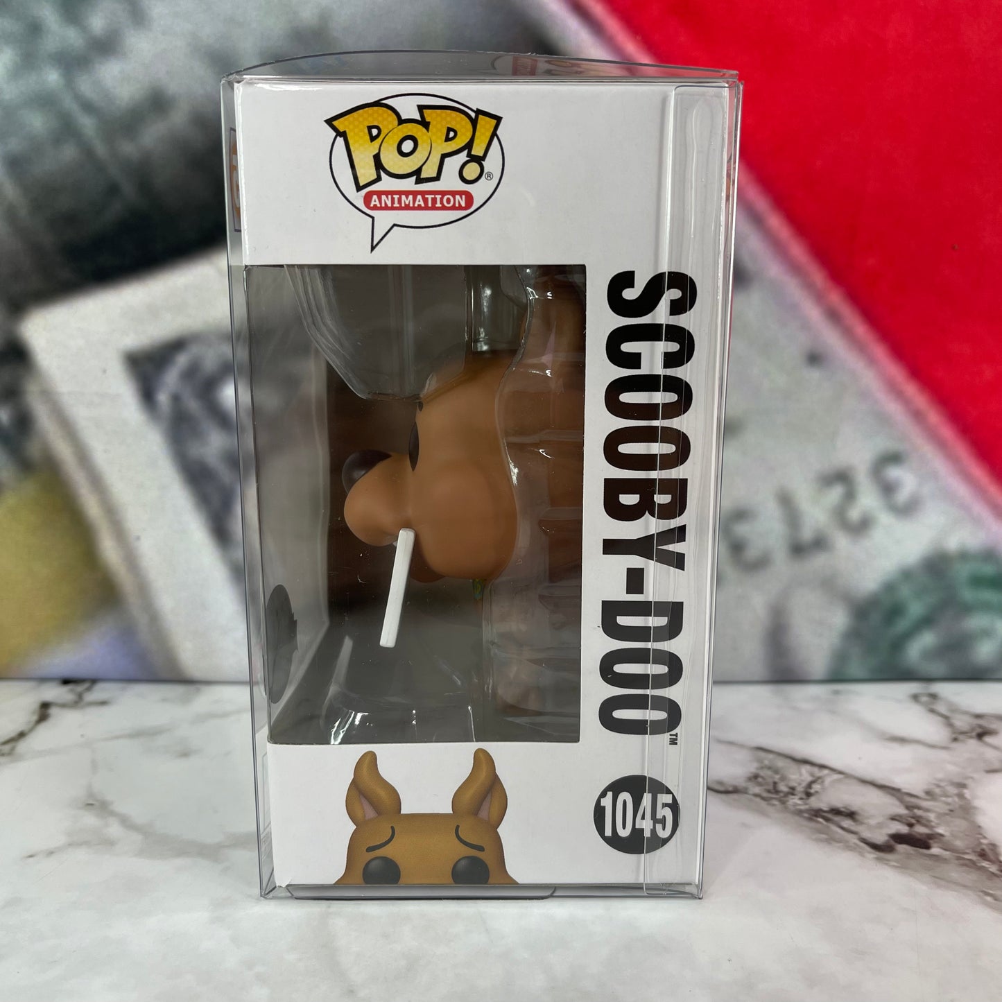 Scooby-Doo! Funko Pop! Scooby-Doo (Ruh-Roh!) Special Edition #1045 + Pop Protector