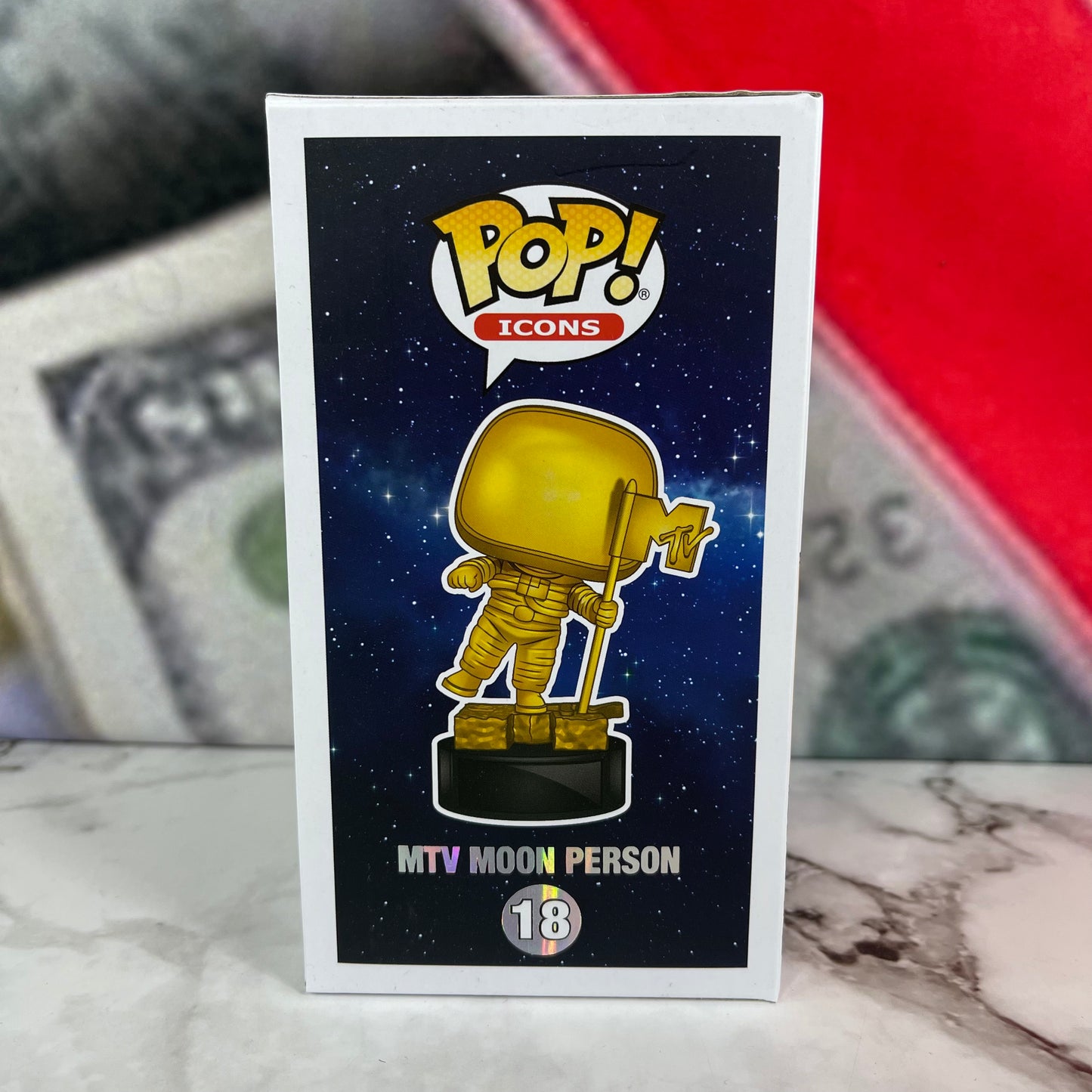 Funko Pop! MTV Moon Person Gold Funko Hollywood Exclusive #18 (Peeled Sticker)